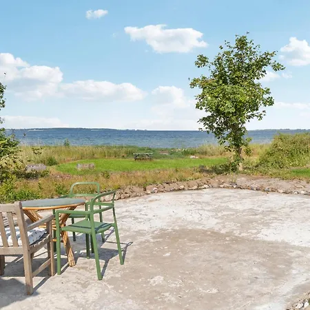 3 Bedroom Awesome In Fej Vesterby